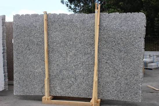 GRANITE CREMA JULIA