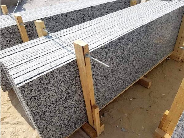 GRANITE BLANCO HALAYEB